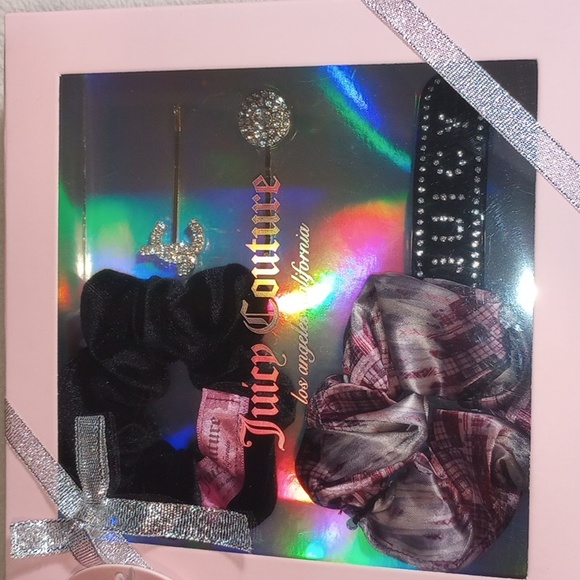 NWT Juicy Couture hair accessories 5 piece gift set - Picture 2 of 3